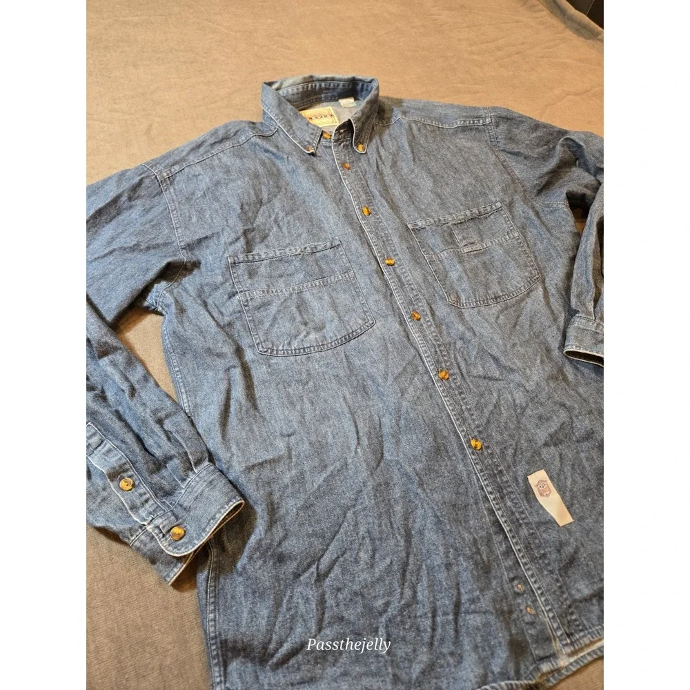 Levis excellent used